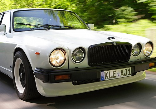 Jaguar XJ6